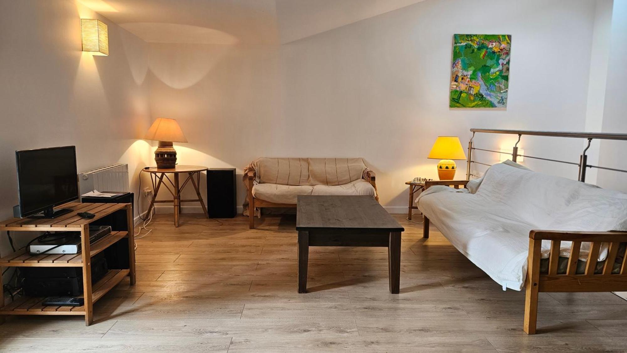 Maison Vigneronne 8P / Jardin / Parking Gigean エクステリア 写真